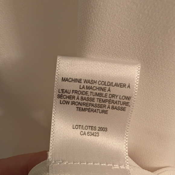 Sophiegrace Michelle Sleeveless Shell/Tank - Picture 4 of 4